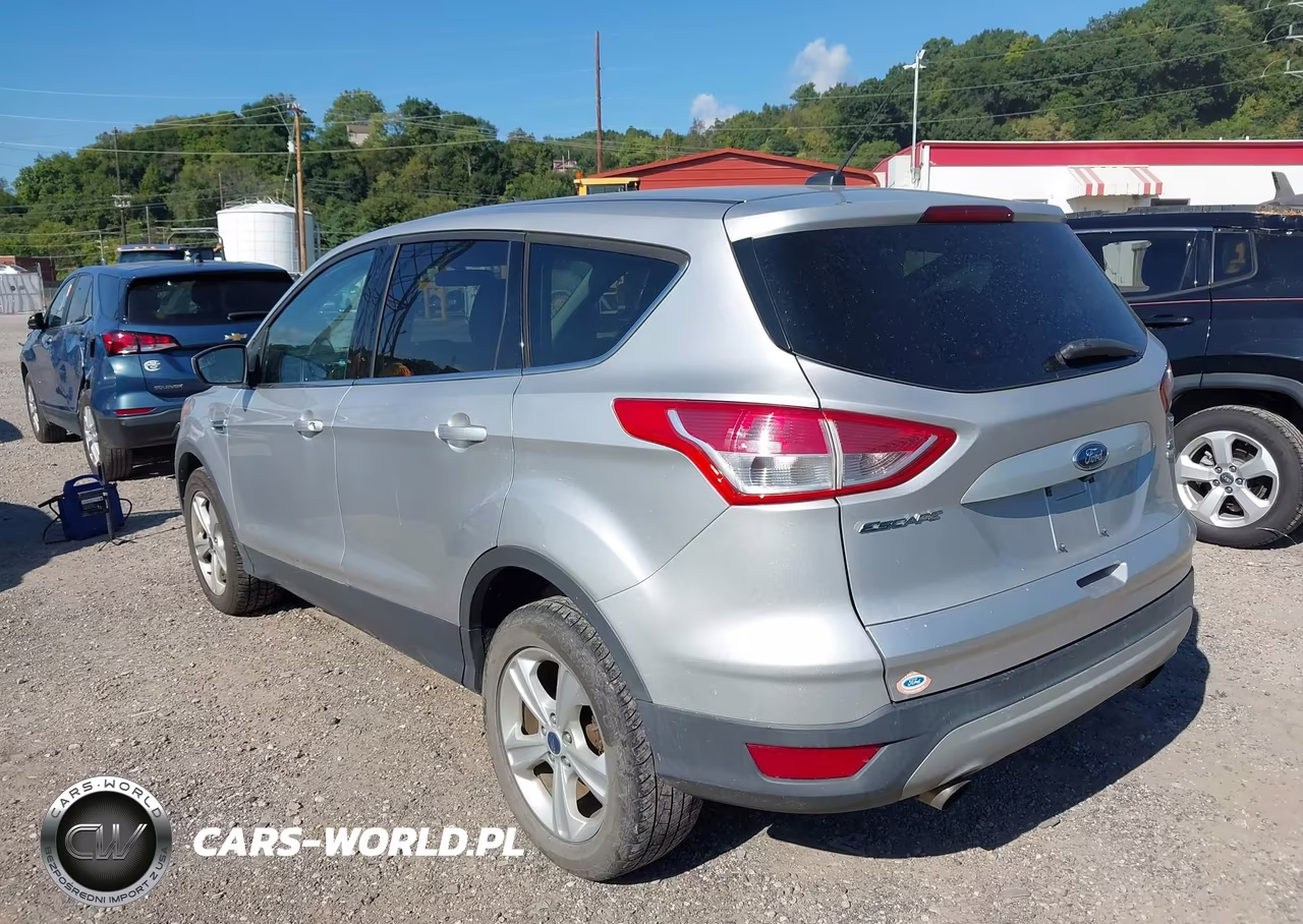 2015 Ford Escape Se VIN:1FMCU9G9XFUA81466 - 3
