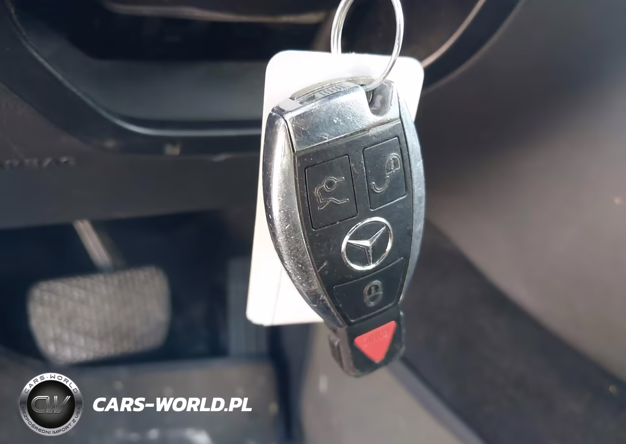 2017 Mercedes-Benz C 300 VIN:55SWF4JB0HU198770 - 11