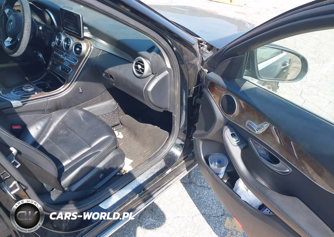 2017 Mercedes-Benz C 300 VIN:55SWF4JB0HU198770 - 5