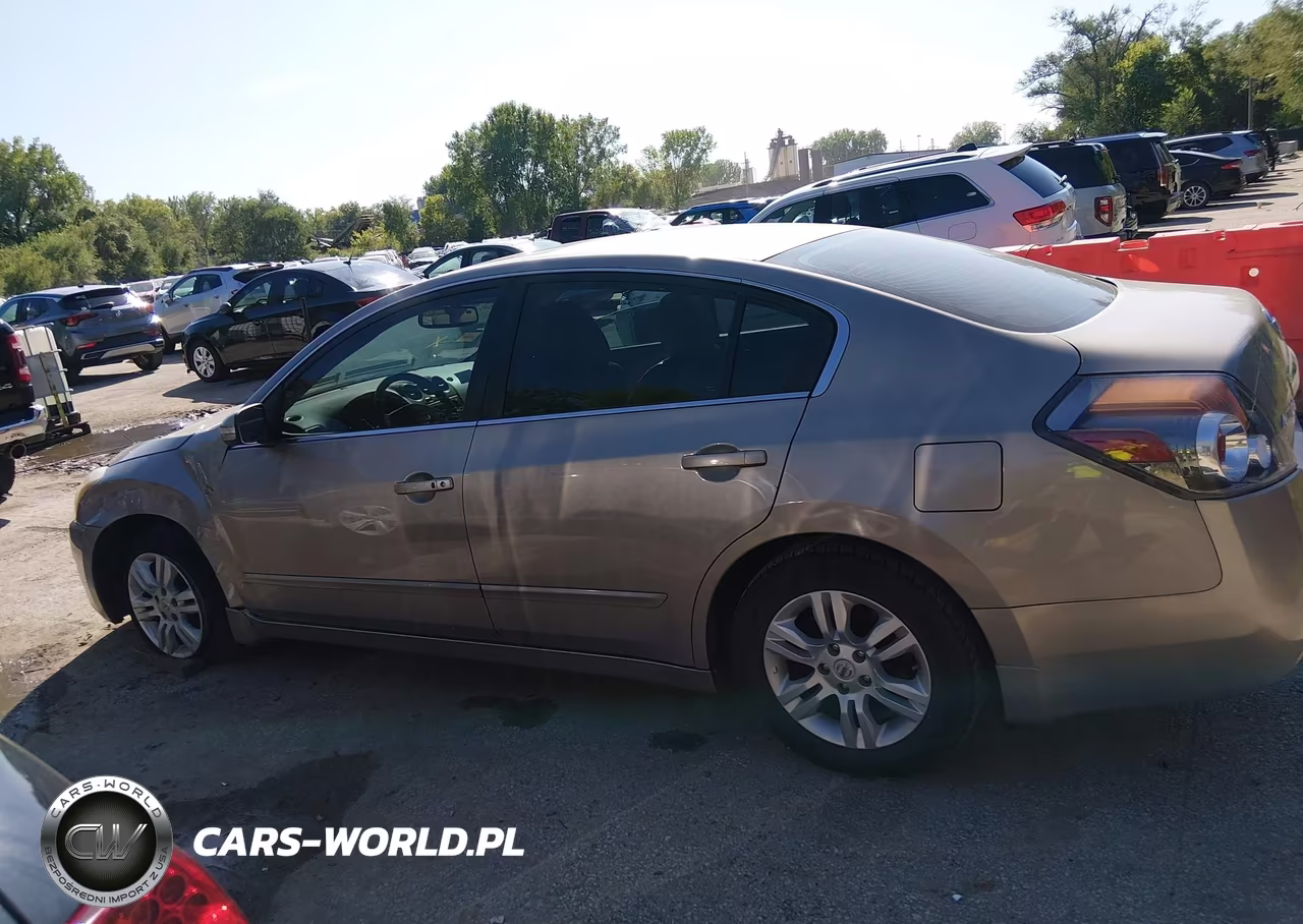 2011 Nissan Altima 2.5 S VIN:1N4AL2AP6BN444790 - 14