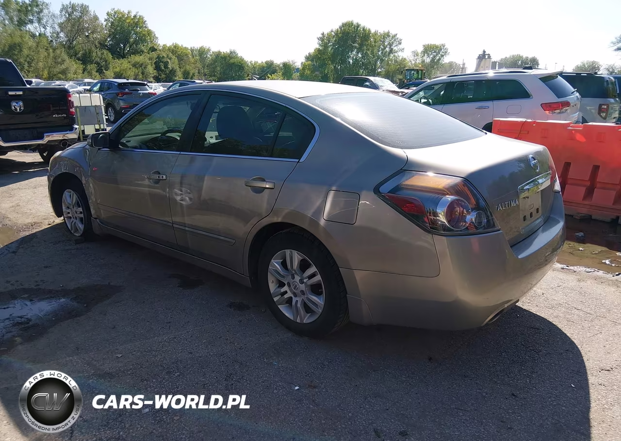 2011 Nissan Altima 2.5 S VIN:1N4AL2AP6BN444790 - 3