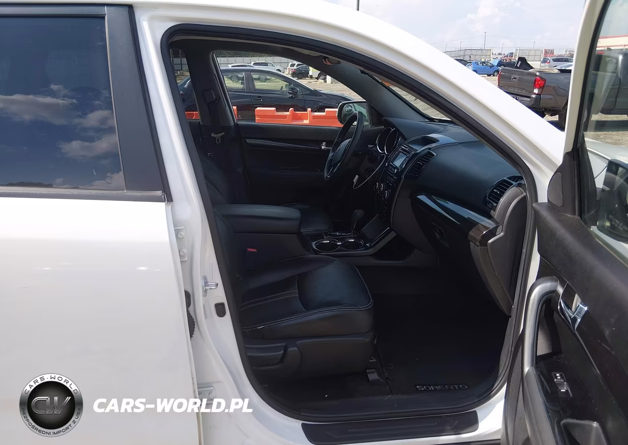 2013 Kia Sorento Lx VIN:5XYKT3A69DG348609 - 5
