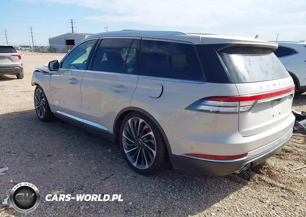 2020 Lincoln Aviator Reserve VIN:5LM5J7XC6LGL28426 - 3