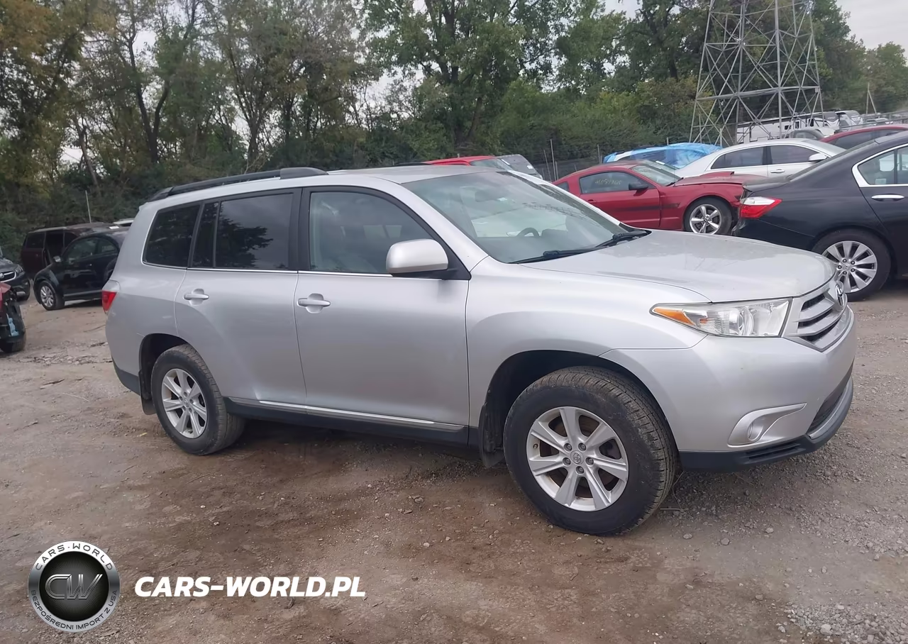 2012 Toyota Highlander Base V6 VIN:5TDBK3EH5CS140002 - 13