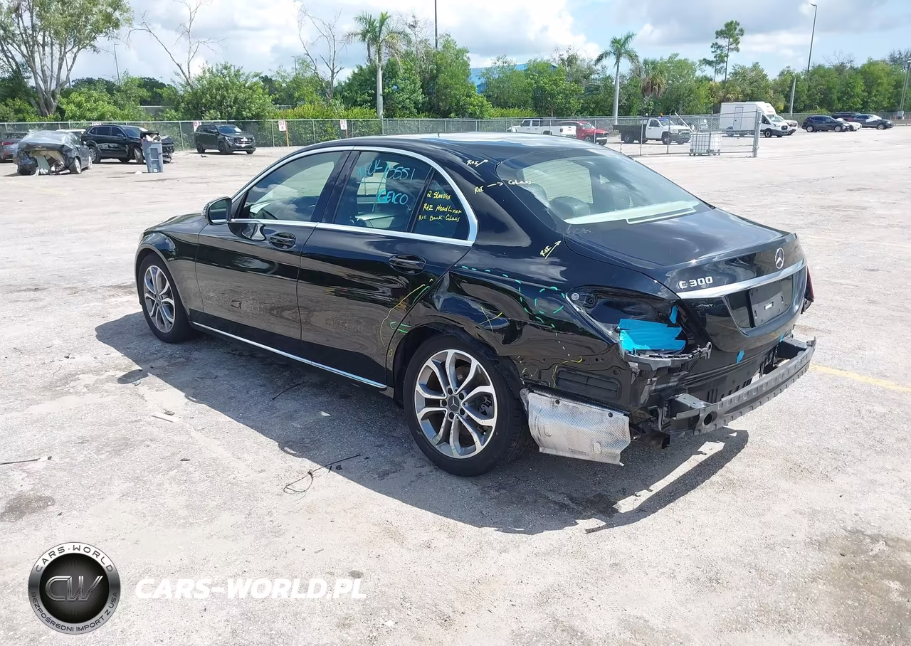 2017 Mercedes-Benz C 300 VIN:55SWF4JBXHU197562 - 3