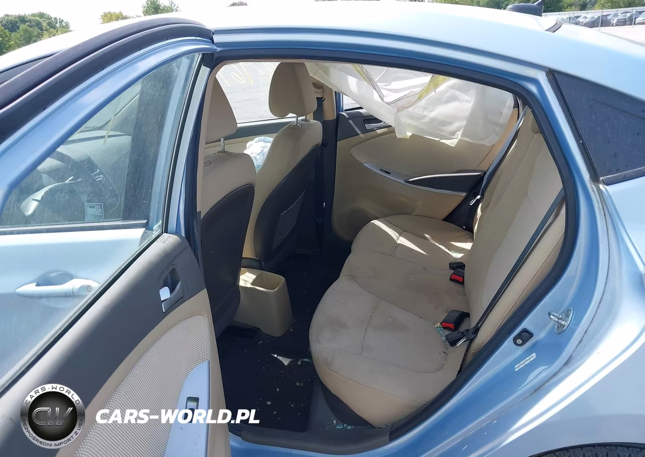 2012 Hyundai Accent Gls VIN:KMHCT4AE7CU208049 - 8