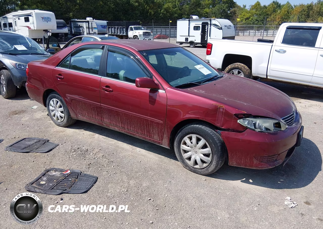 2005 Toyota Camry Le