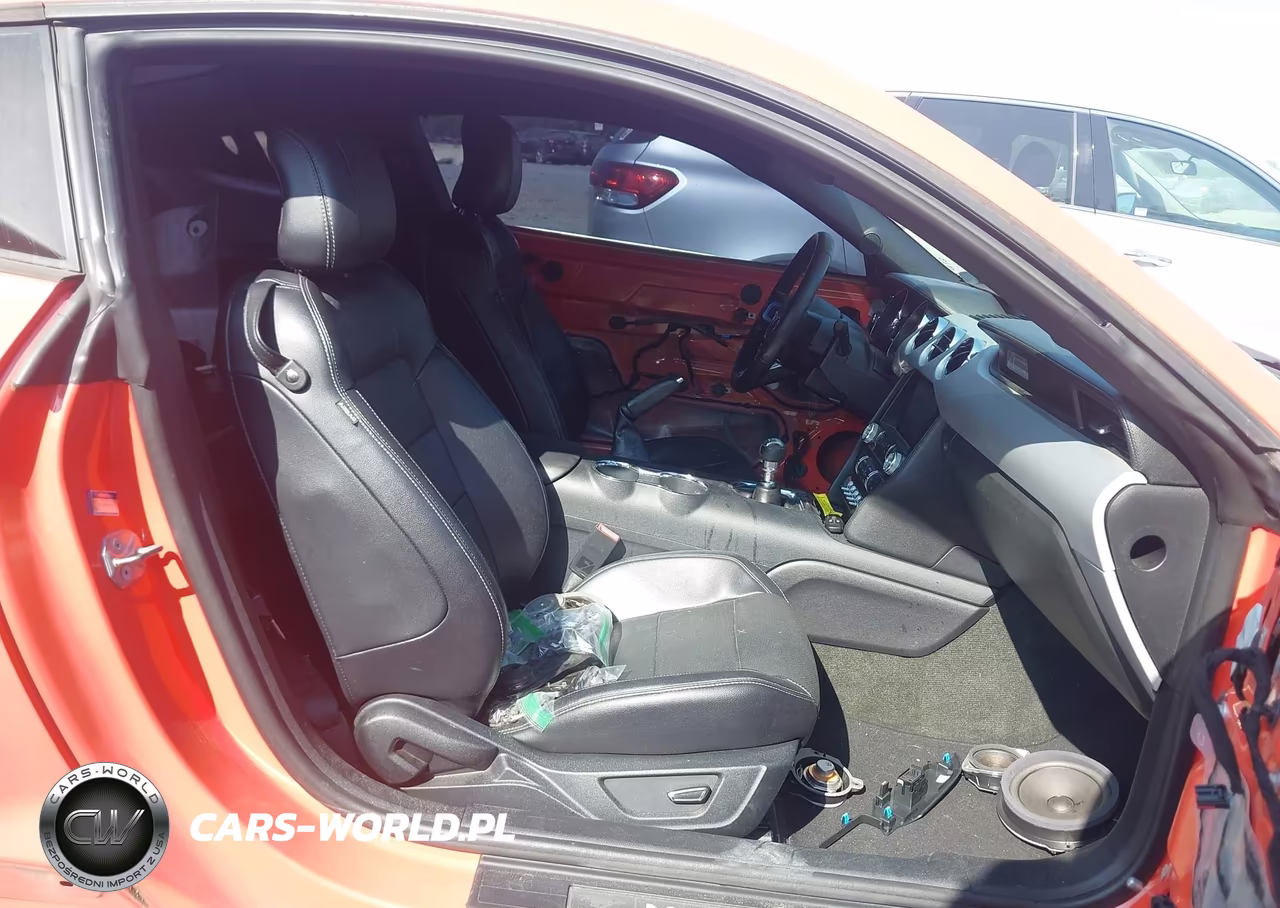 2016 Ford Mustang Ecoboost VIN:1FA6P8TH5G5290485 - 5