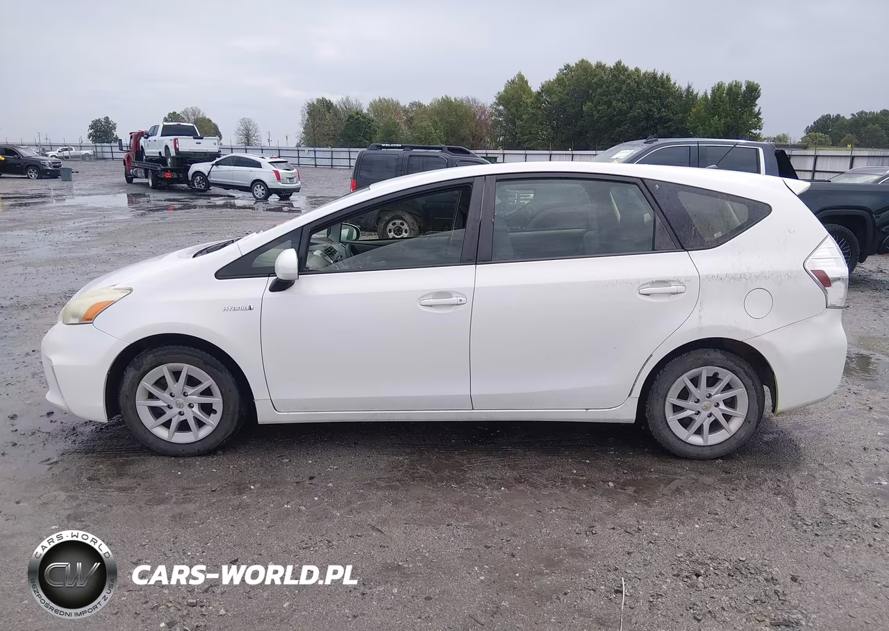 2012 Toyota Prius V Two VIN:JTDZN3EU0C3162610 - 14
