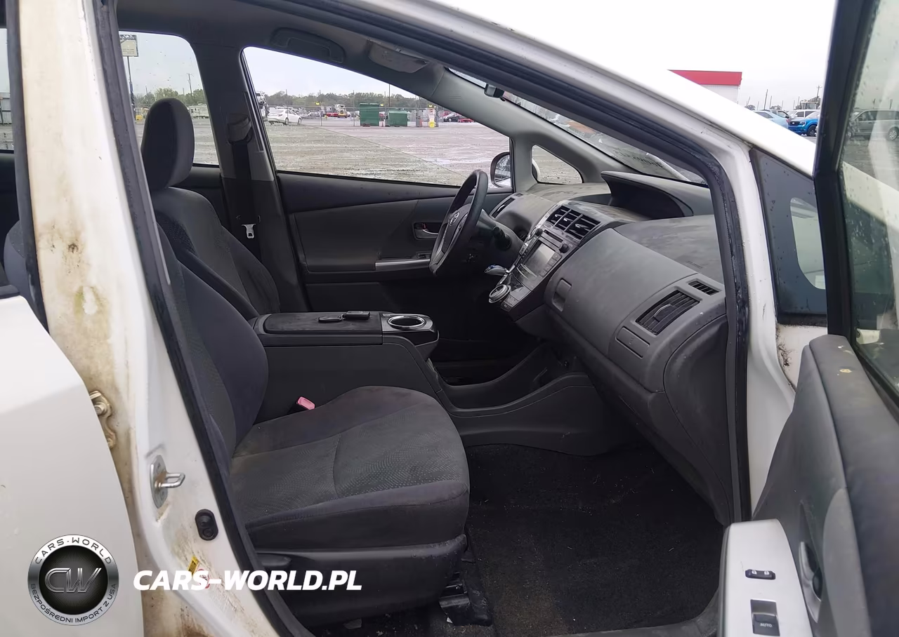 2012 Toyota Prius V Two VIN:JTDZN3EU0C3162610 - 5