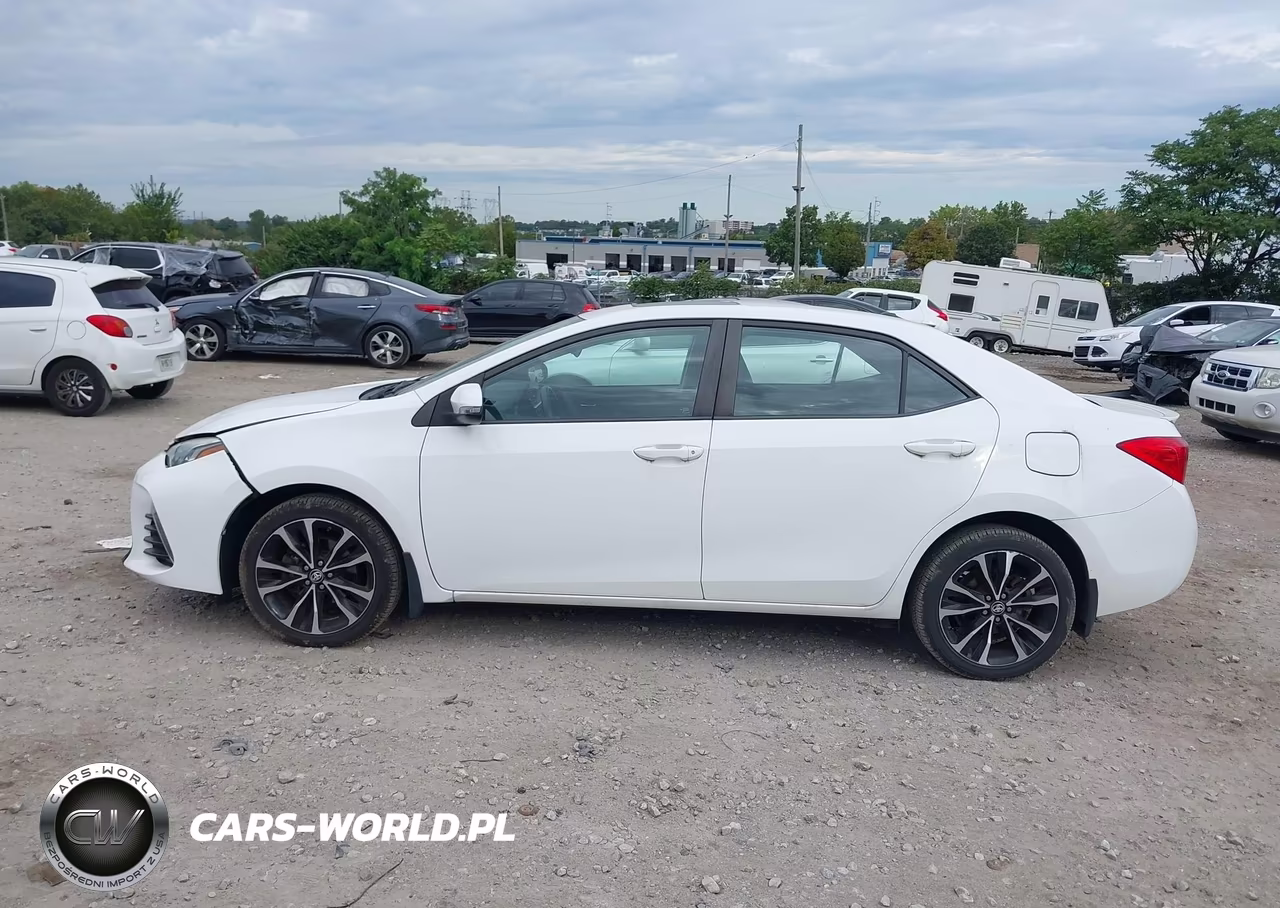 2017 Toyota Corolla Se VIN:2T1BURHE9HC797612 - 13