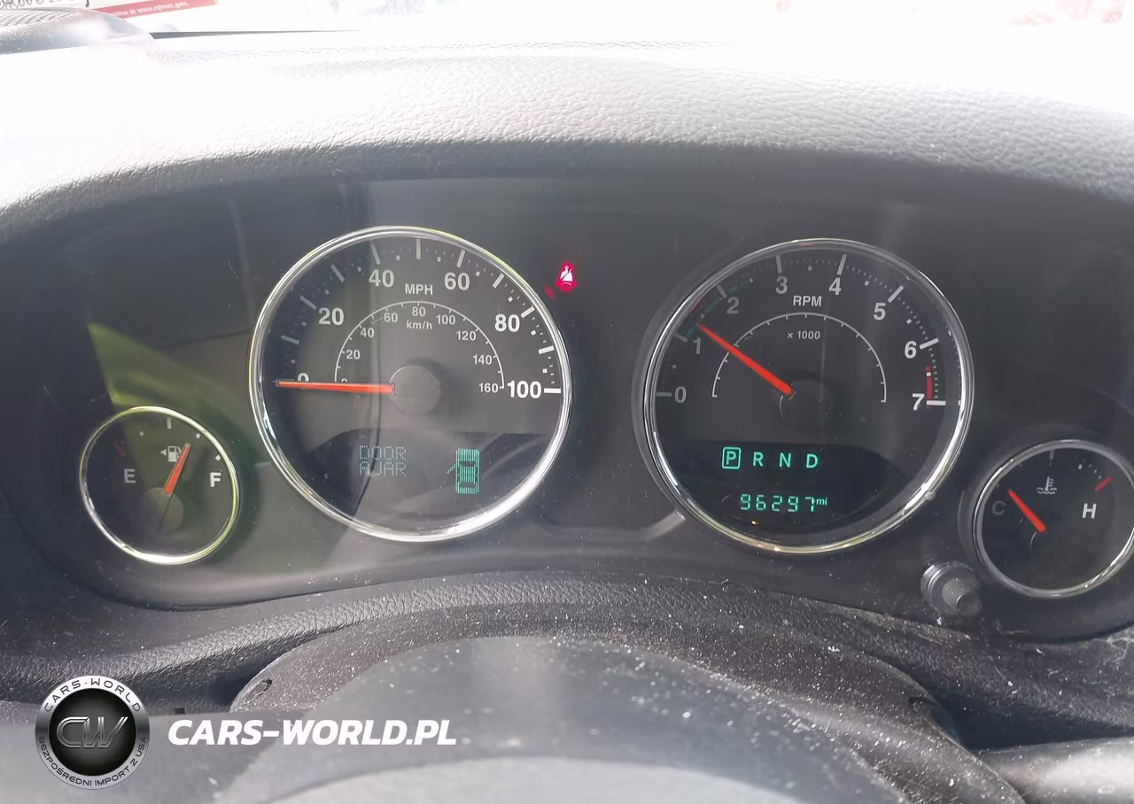 2017 Jeep Wrangler Unlimited Sport 4X4 VIN:1C4BJWDG4HL738507 - 7