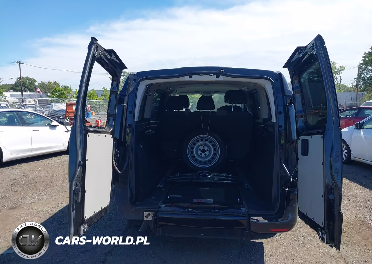 2018 Mercedes-Benz Metris VIN:WD4PG2EEXJ3392937 - 18