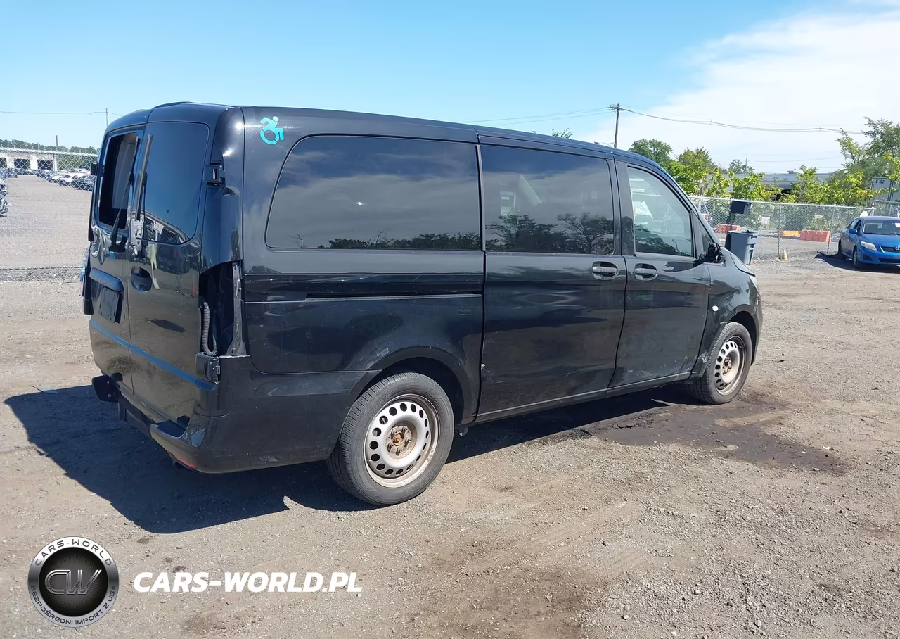 2018 Mercedes-Benz Metris VIN:WD4PG2EEXJ3392937 - 4
