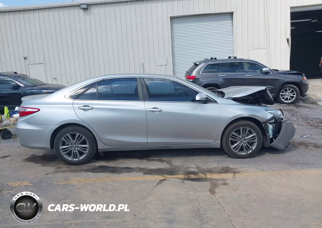 2017 Toyota Camry Se VIN:4T1BF1FK1HU310244 - 13