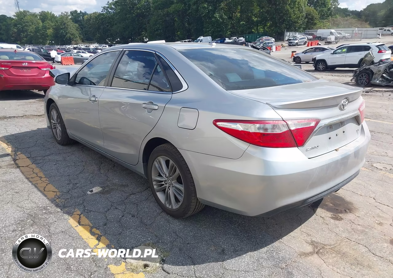 2017 Toyota Camry Se VIN:4T1BF1FK1HU310244 - 3