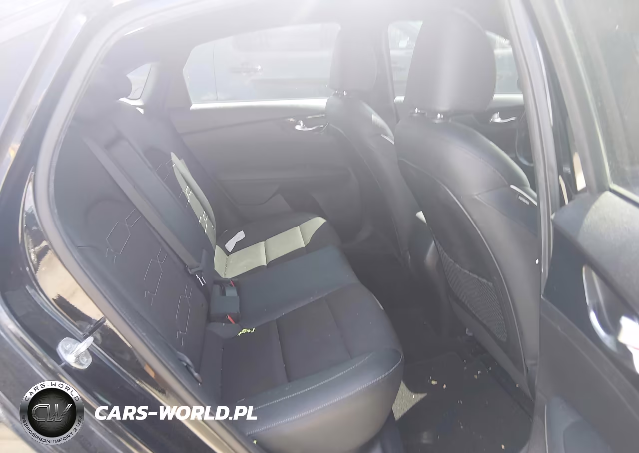 2021 Kia Forte Gt-Line VIN:3KPF34AD7ME389291 - 8