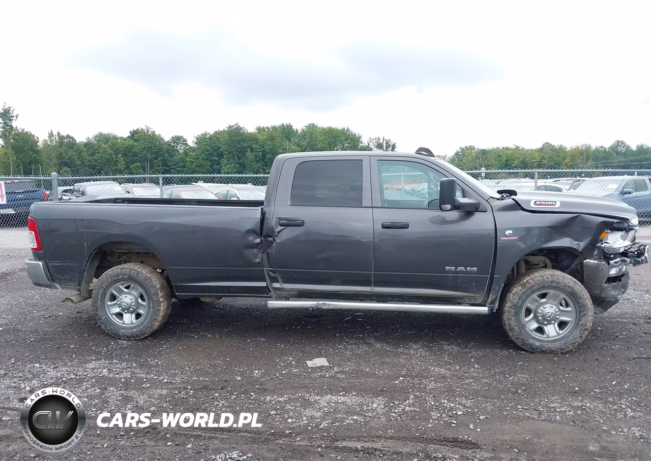 2019 Ram 2500 Tradesman 4X4 8' Box VIN:3C6UR5HL1KG683366 - 13