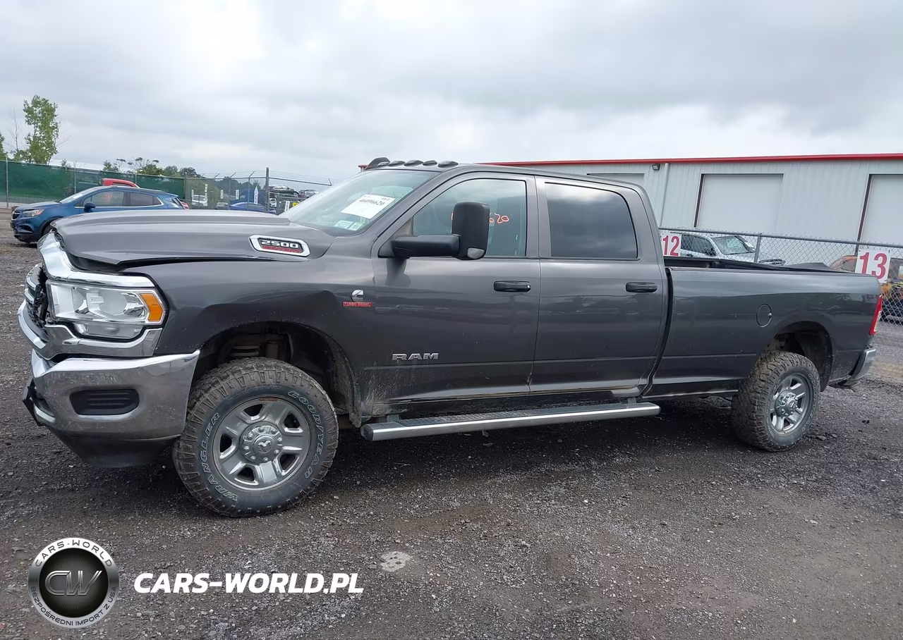 2019 Ram 2500 Tradesman 4X4 8' Box VIN:3C6UR5HL1KG683366 - 14