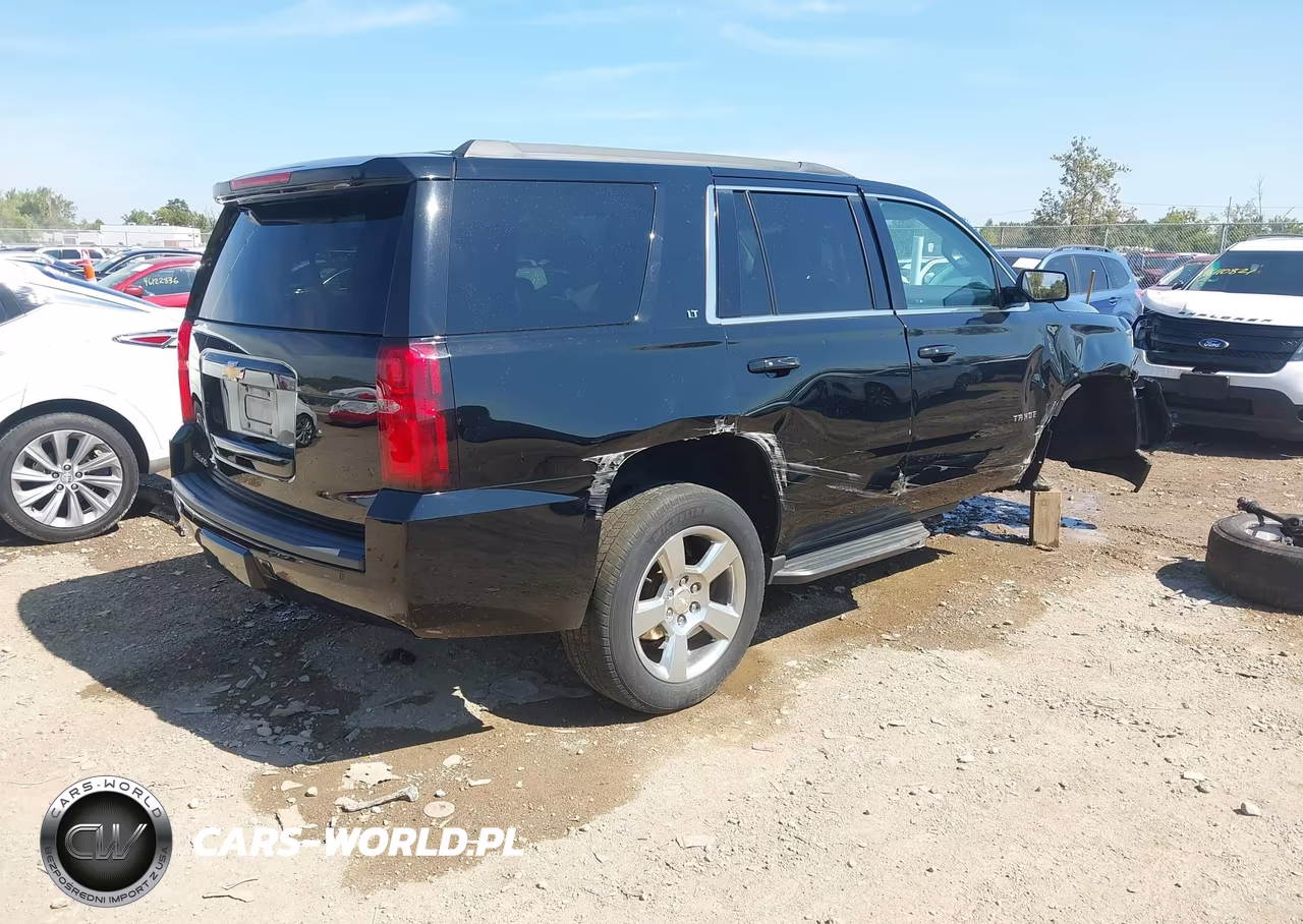 2018 Chevrolet Tahoe Lt VIN:1GNSKBKC2JR384793 - 4