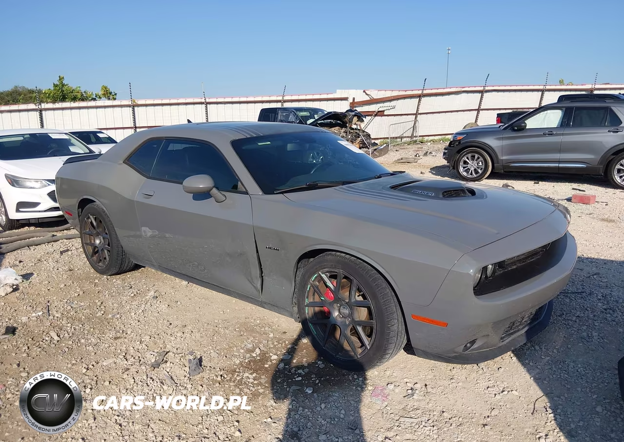 2018 Dodge Challenger R-T Plus Shaker