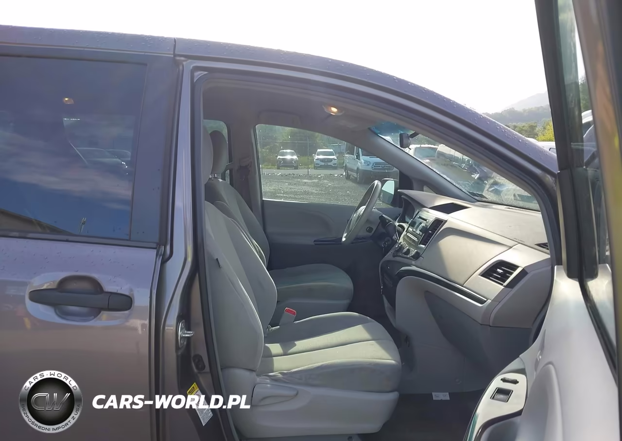 2014 Toyota Sienna L V6 7 Passenger VIN:5TDZK3DC8ES492014 - 5