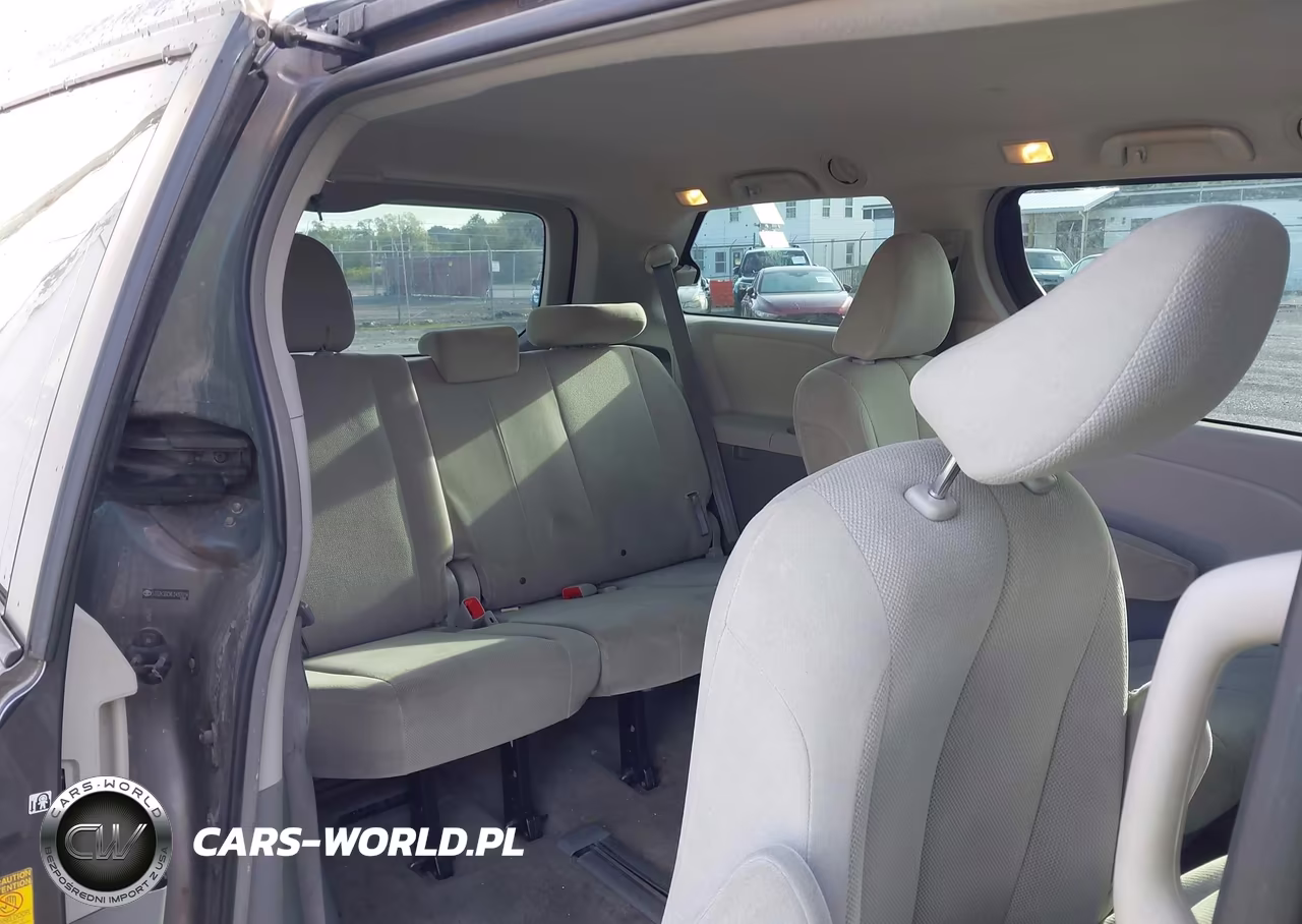 2014 Toyota Sienna L V6 7 Passenger VIN:5TDZK3DC8ES492014 - 8