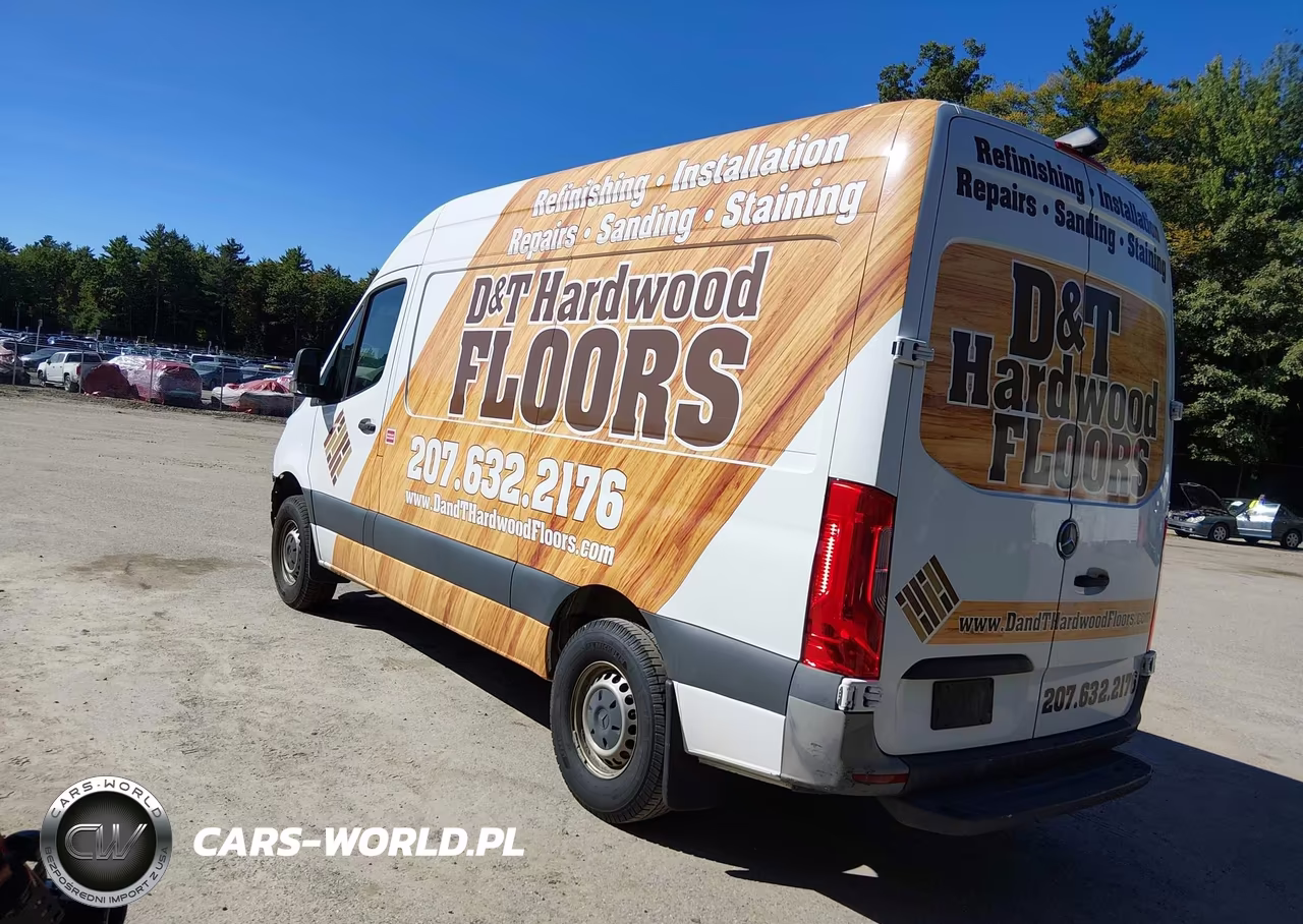 2020 Mercedes-Benz Sprinter 1500 Standard Roof I4 VIN:W1W70BGY3LT027612 - 3