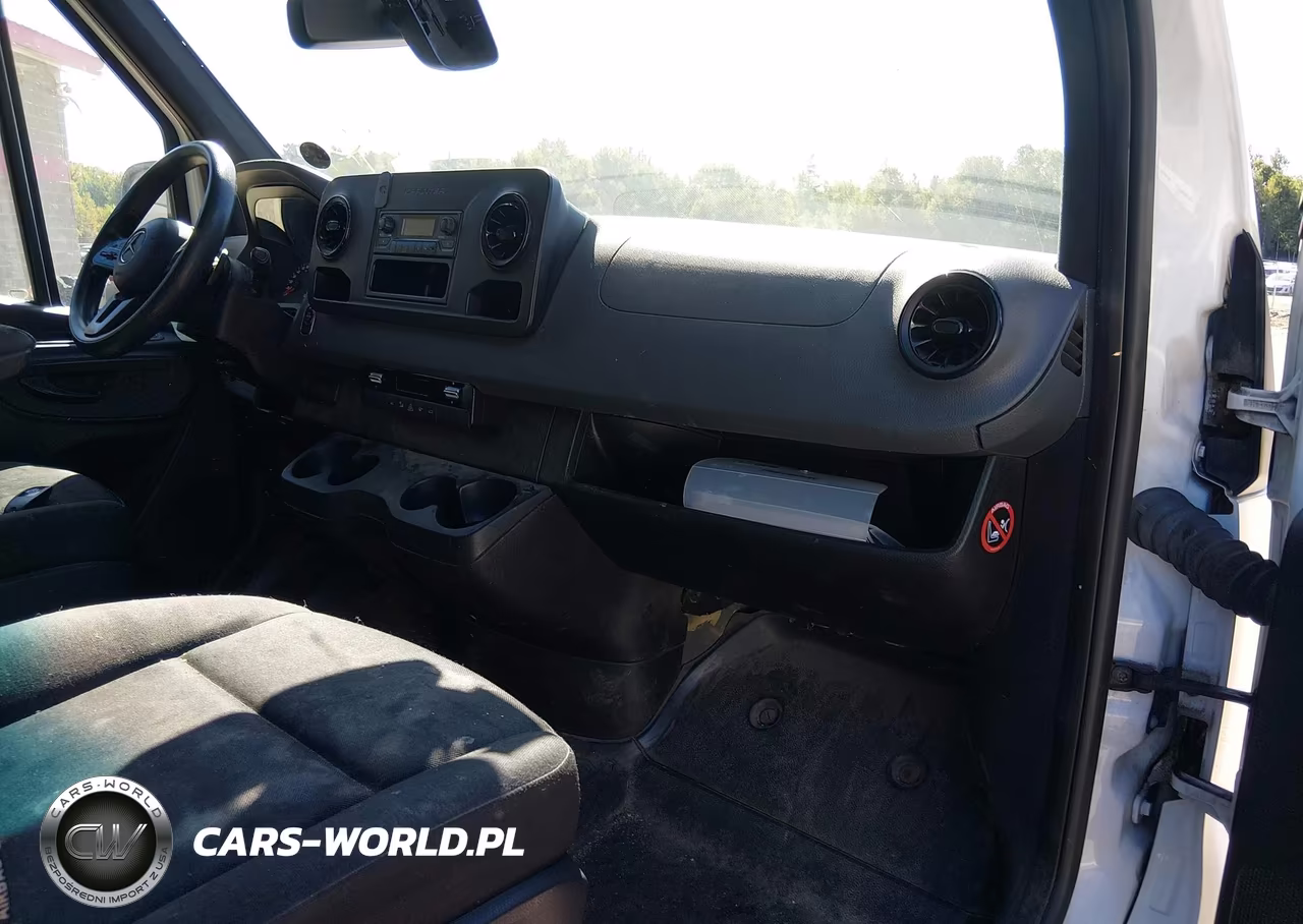 2020 Mercedes-Benz Sprinter 1500 Standard Roof I4 VIN:W1W70BGY3LT027612 - 5