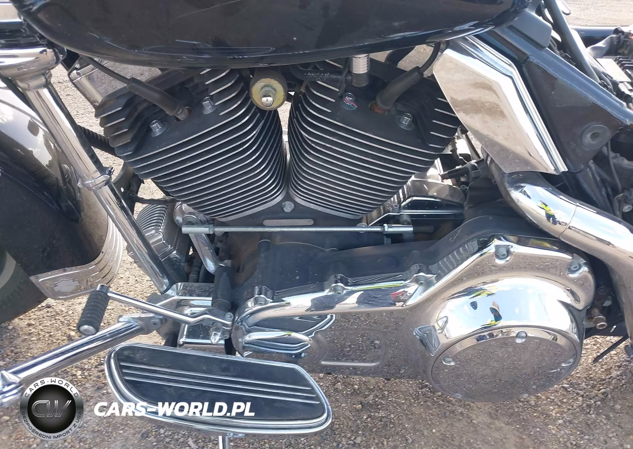 2008 Harley-Davidson Flhx VIN:1HD1KB4138Y656394 - 9
