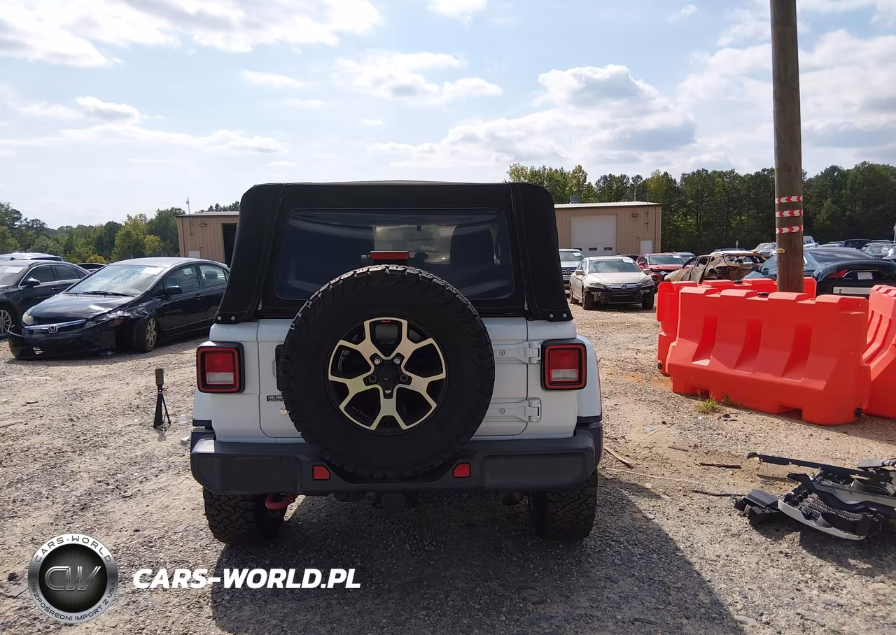 2018 Jeep Wrangler Unlimited Rubicon 4X4 VIN:1C4HJXFN4JW328404 - 17