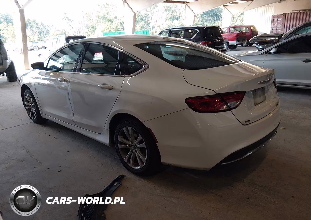 2016 Chrysler 200 Limited VIN:1C3CCCAB2GN127162 - 3