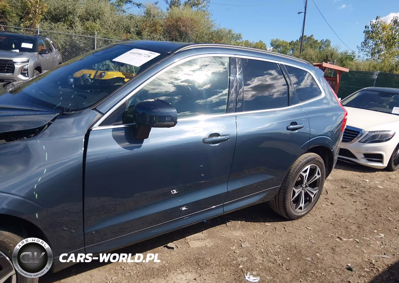2022 Volvo Xc60 B5 Momentum VIN:YV4L12RK3N1901470 - 14