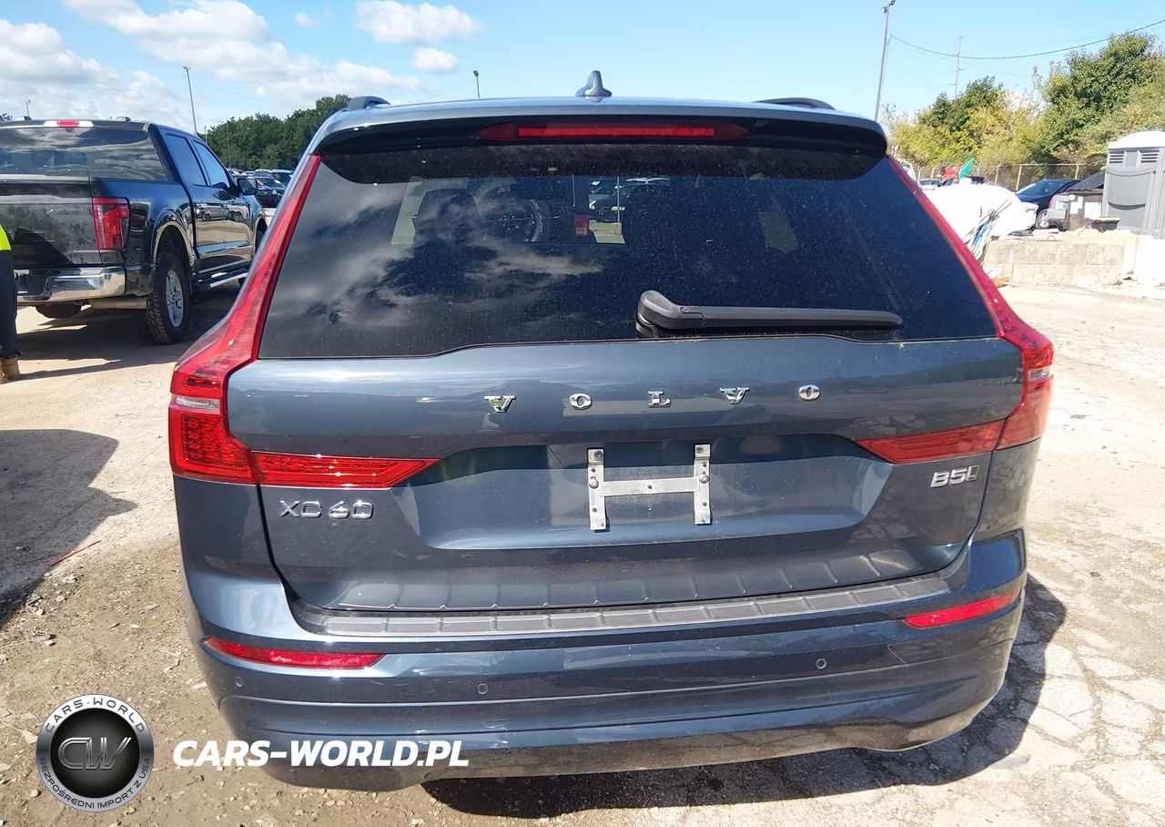 2022 Volvo Xc60 B5 Momentum VIN:YV4L12RK3N1901470 - 16