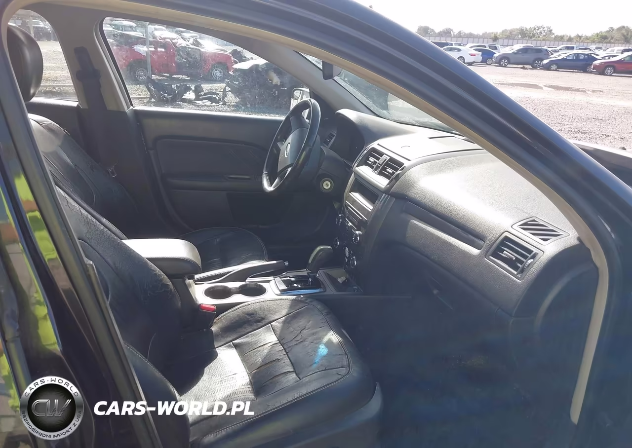 2012 Ford Fusion Sport VIN:3FAHP0KC3CR325144 - 5