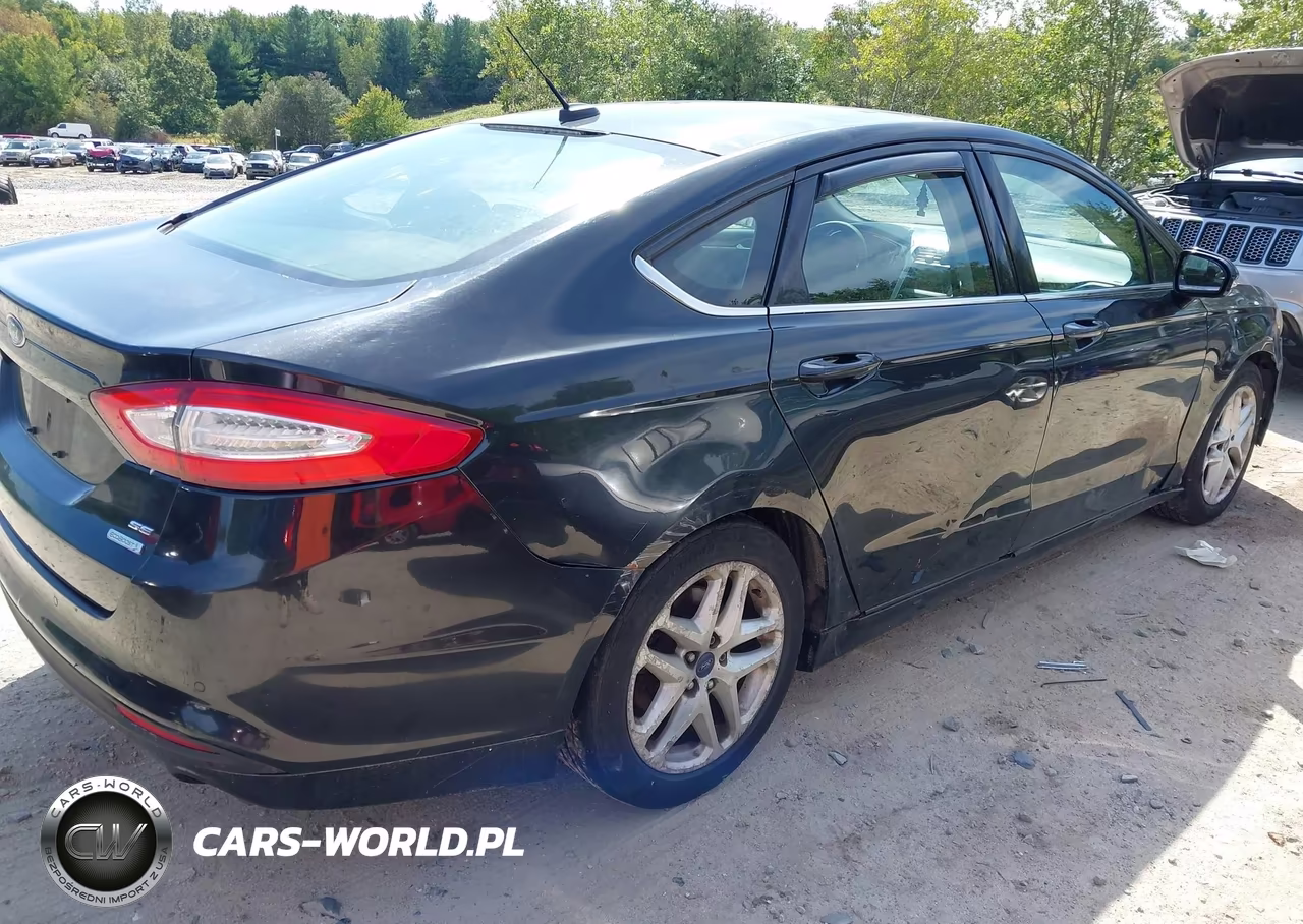2015 Ford Fusion Se VIN:3FA6P0HDXFR175643 - 4