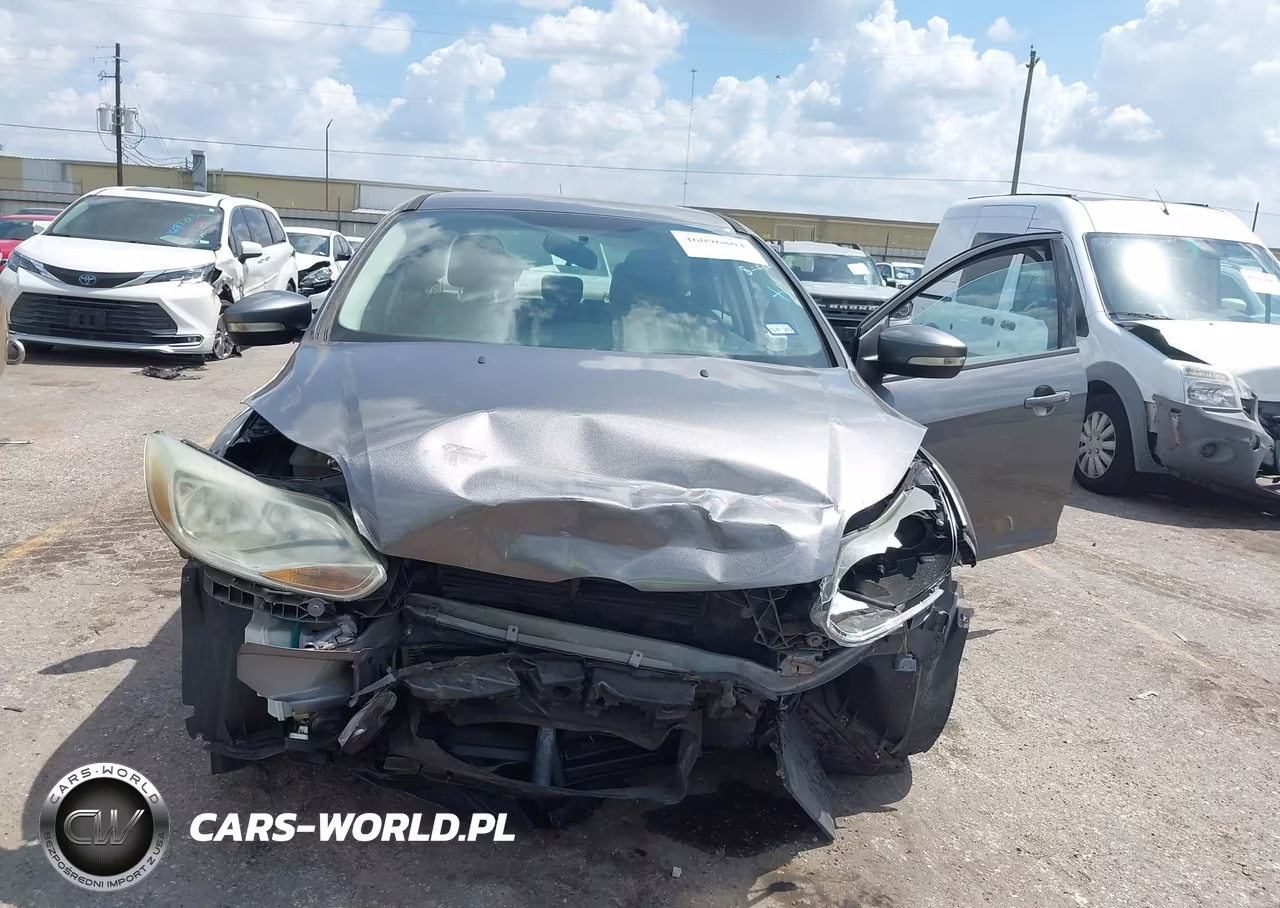 2014 Ford Focus Se VIN:1FADP3F21EL412690 - 6