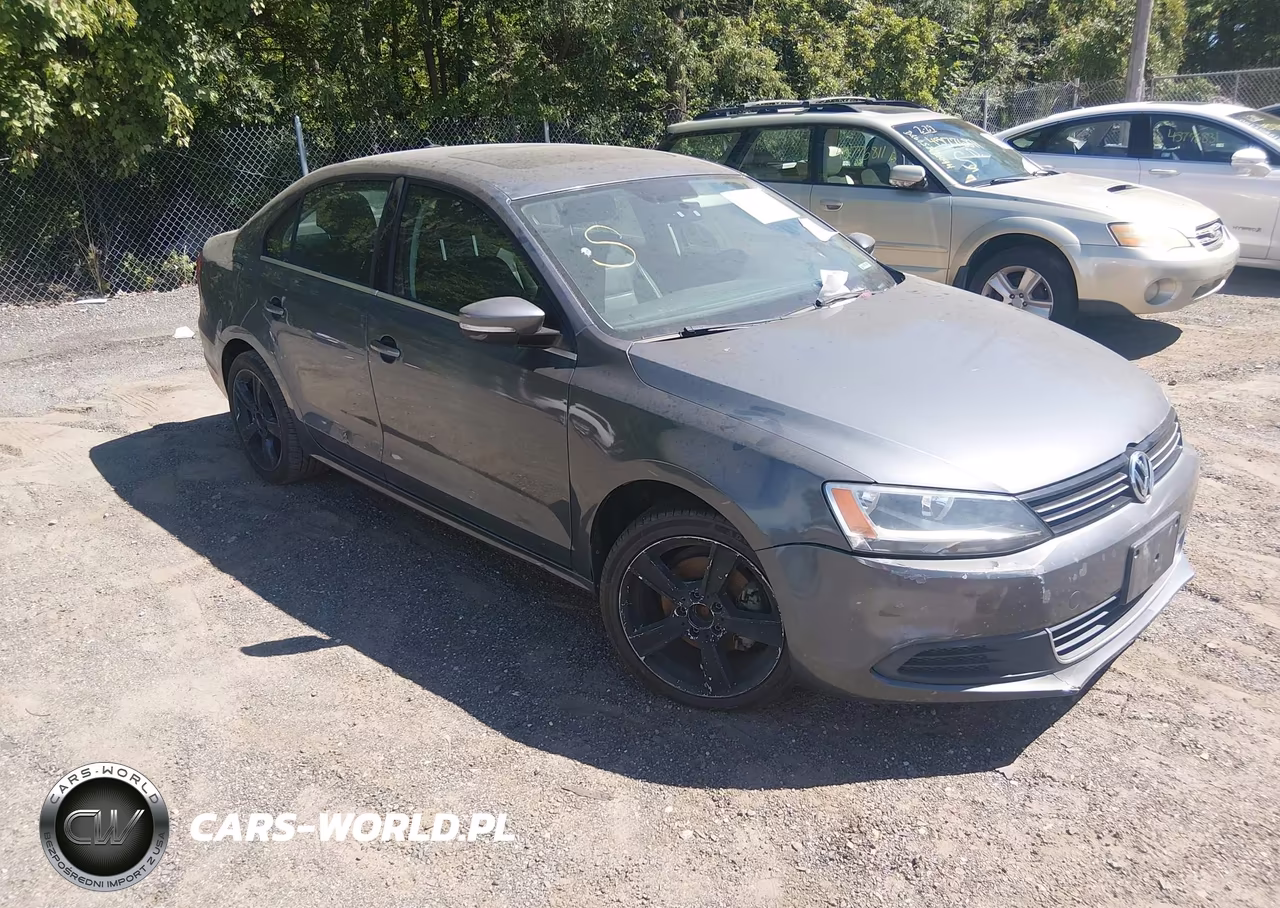 2013 Volkswagen Jetta 2.5L Se – zdjęcie 1 z 10