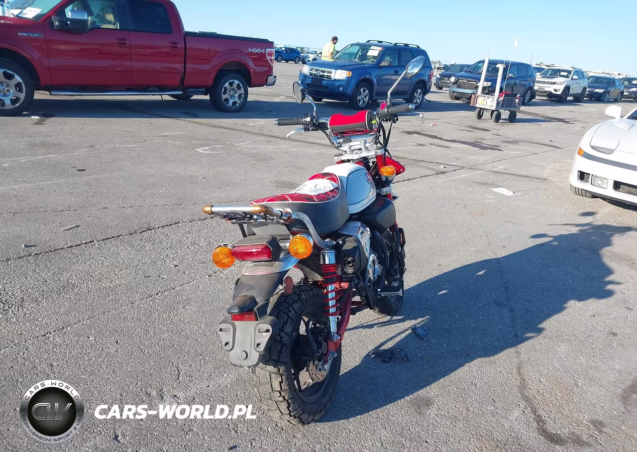 2023 Honda Z125 Ma VIN:MLHJB0354P5102627 - 4