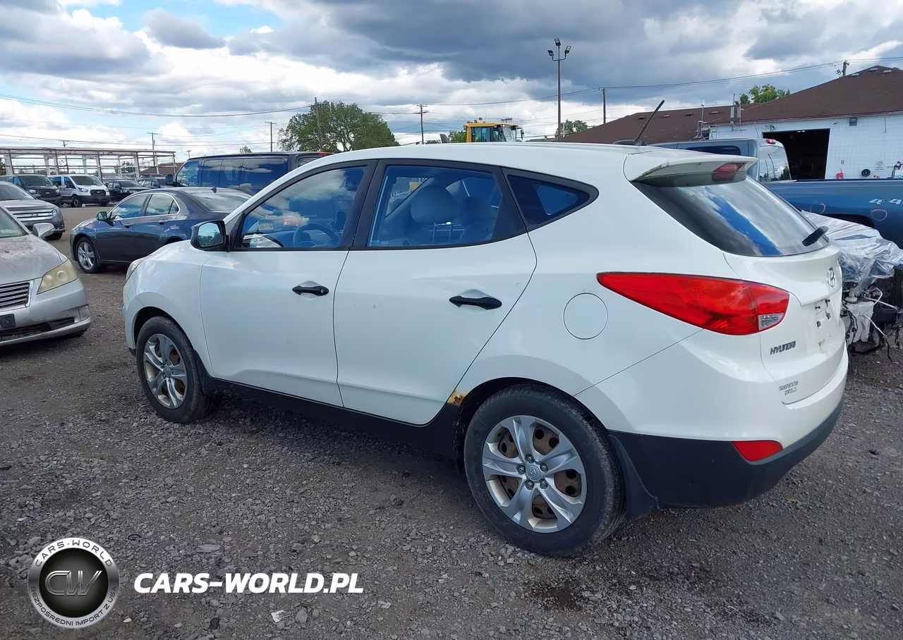 2010 Hyundai Tucson Gls VIN:KM8JT3AC5AU073523 - 3