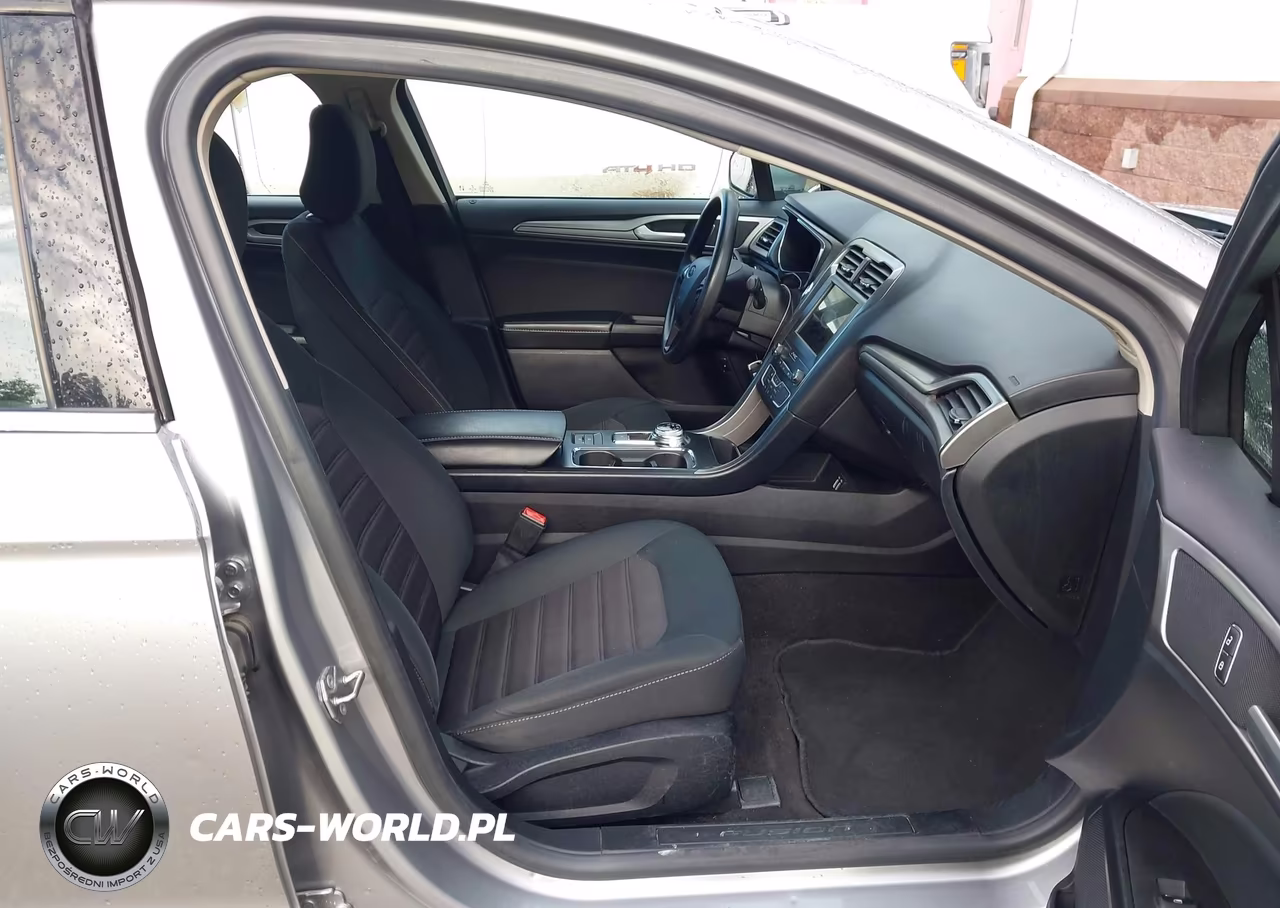 2020 Ford Fusion Hybrid Se VIN:3FA6P0LU5LR224718 - 5