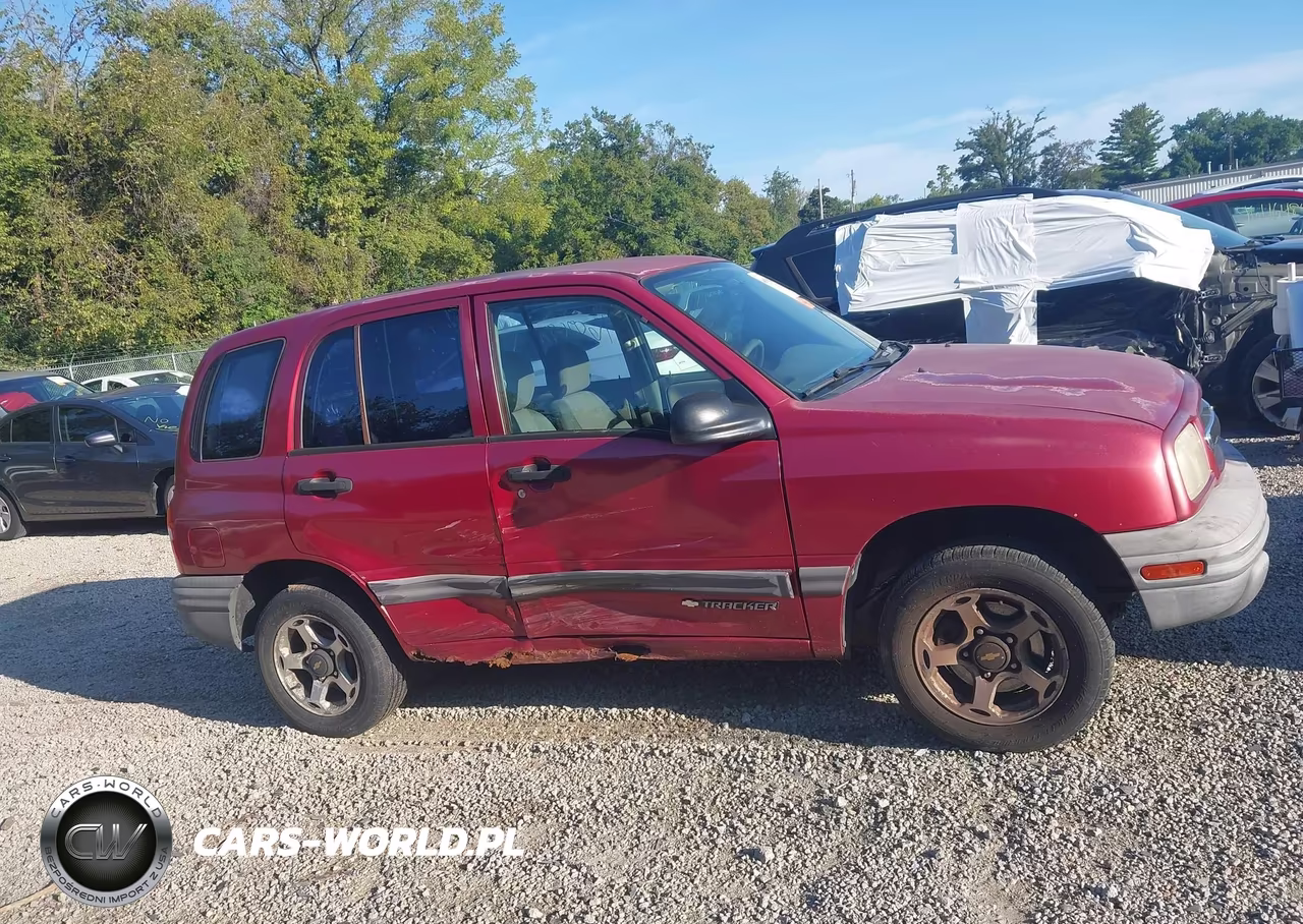 2001 Chevrolet Tracker Hard Top Base VIN:2CNBE13C416911801 - 13