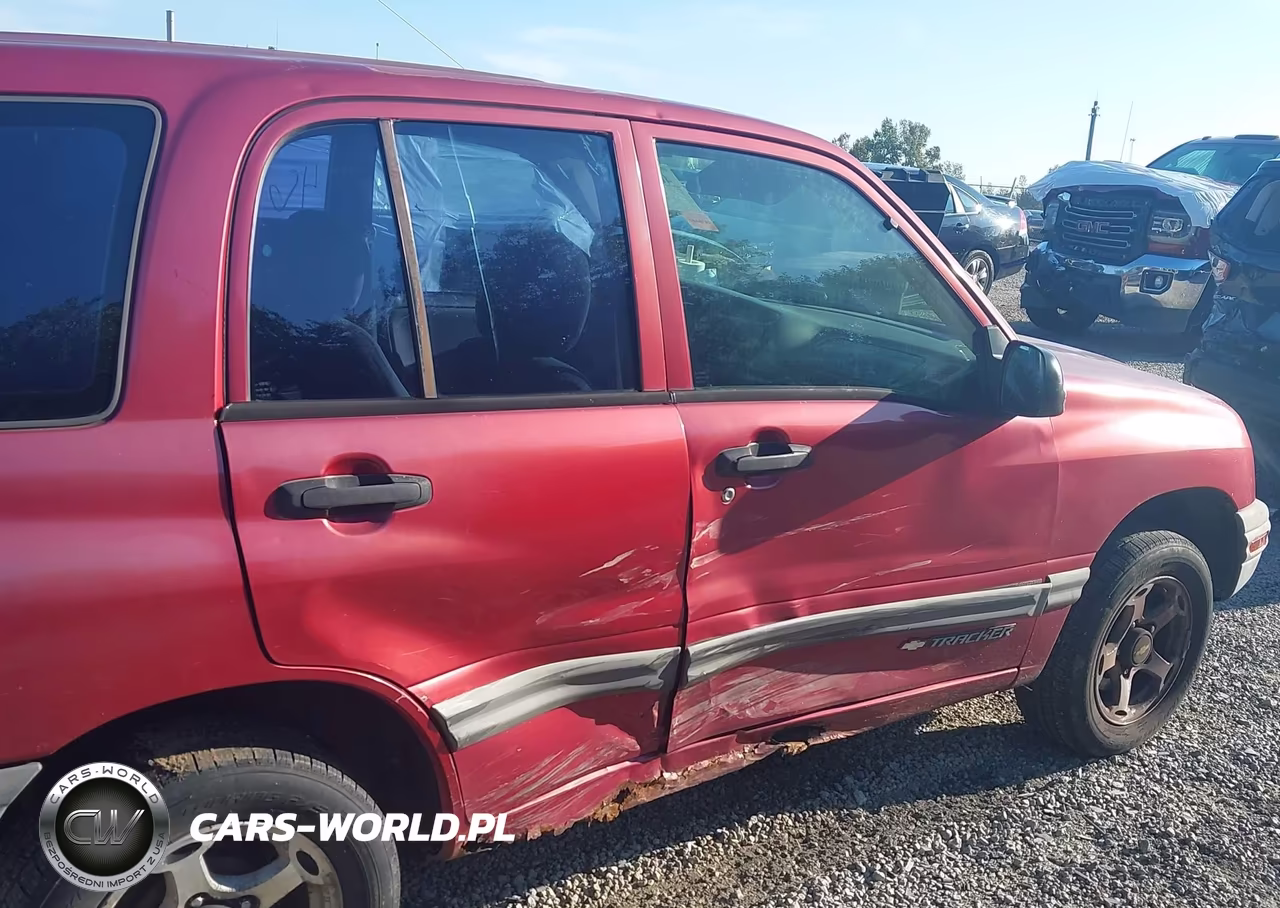 2001 Chevrolet Tracker Hard Top Base VIN:2CNBE13C416911801 - 18