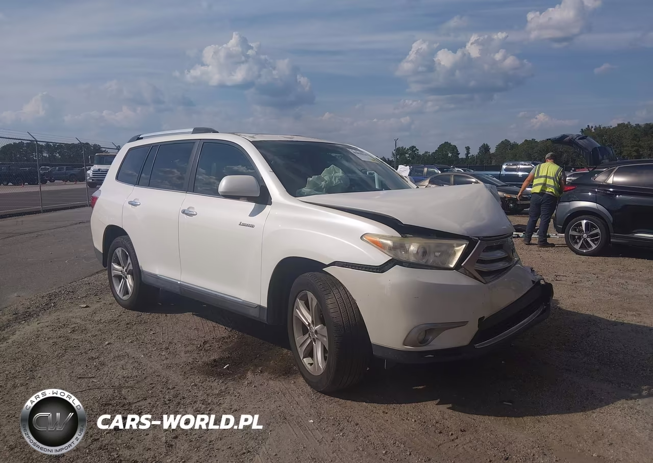2013 Toyota Highlander Limited V6