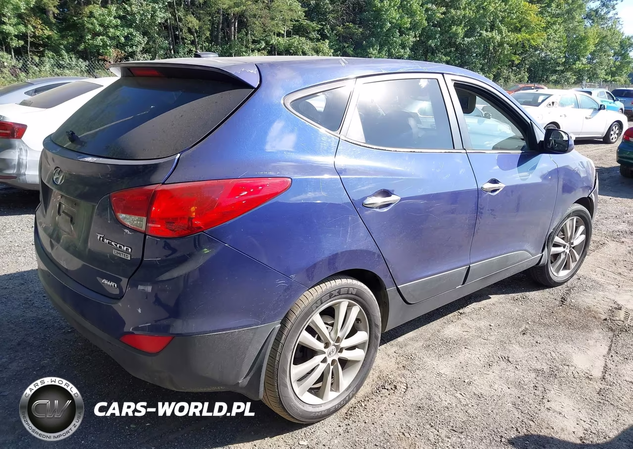 2011 Hyundai Tucson Limited VIN:KM8JUCAC6BU155887 - 4