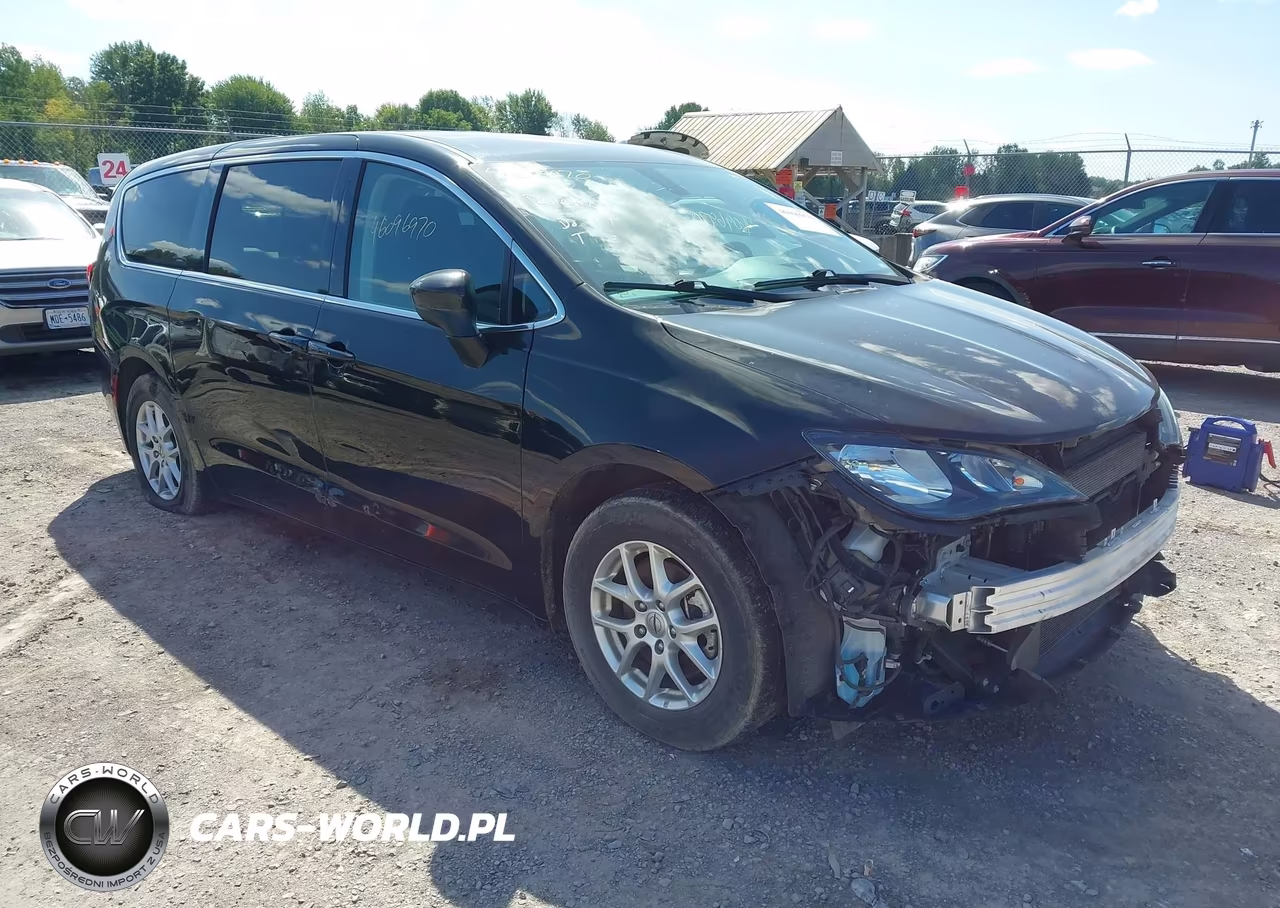 2022 Chrysler Voyager Lx VIN:2C4RC1CG3NR211669 - 1