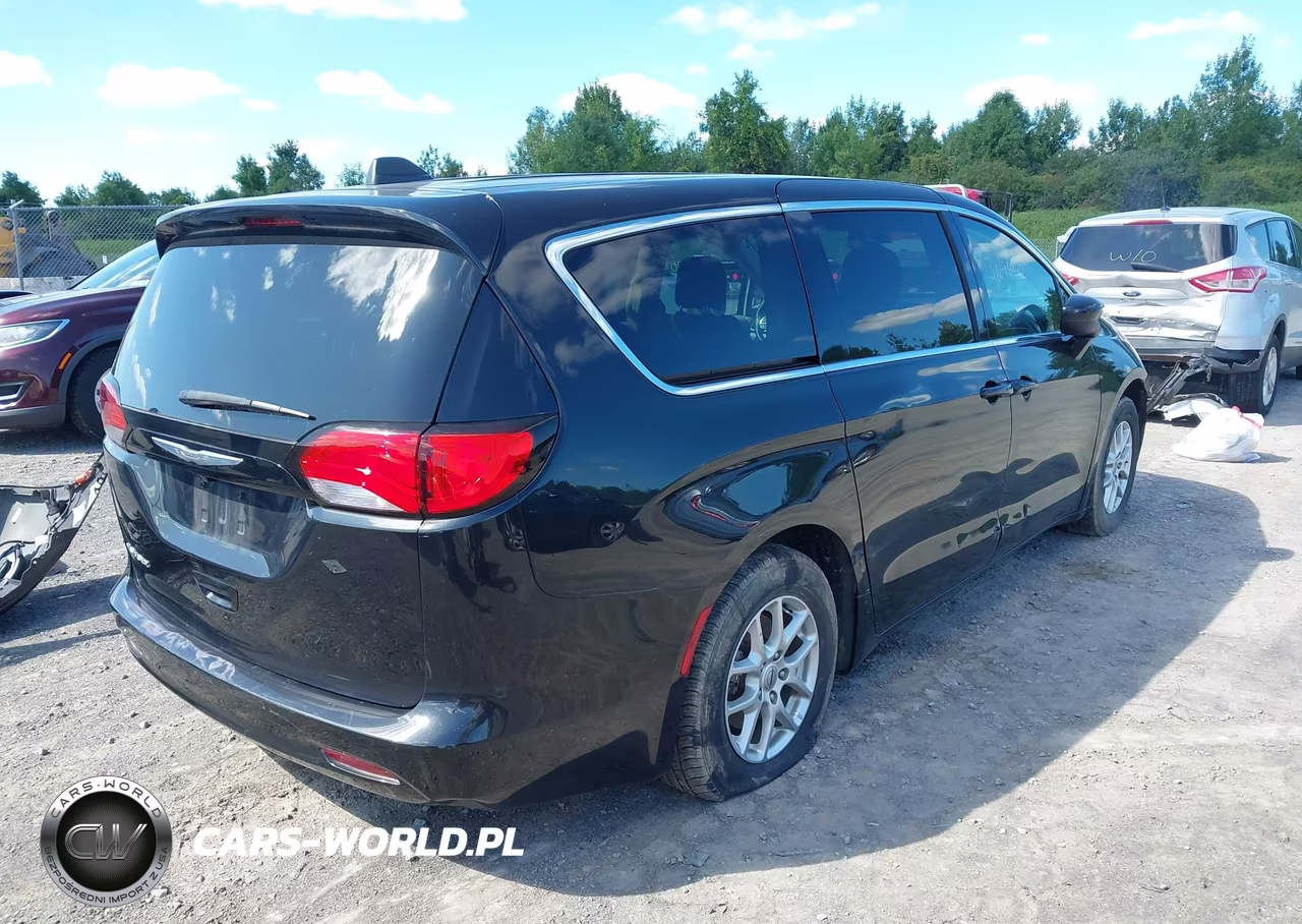 2022 Chrysler Voyager Lx VIN:2C4RC1CG3NR211669 - 4