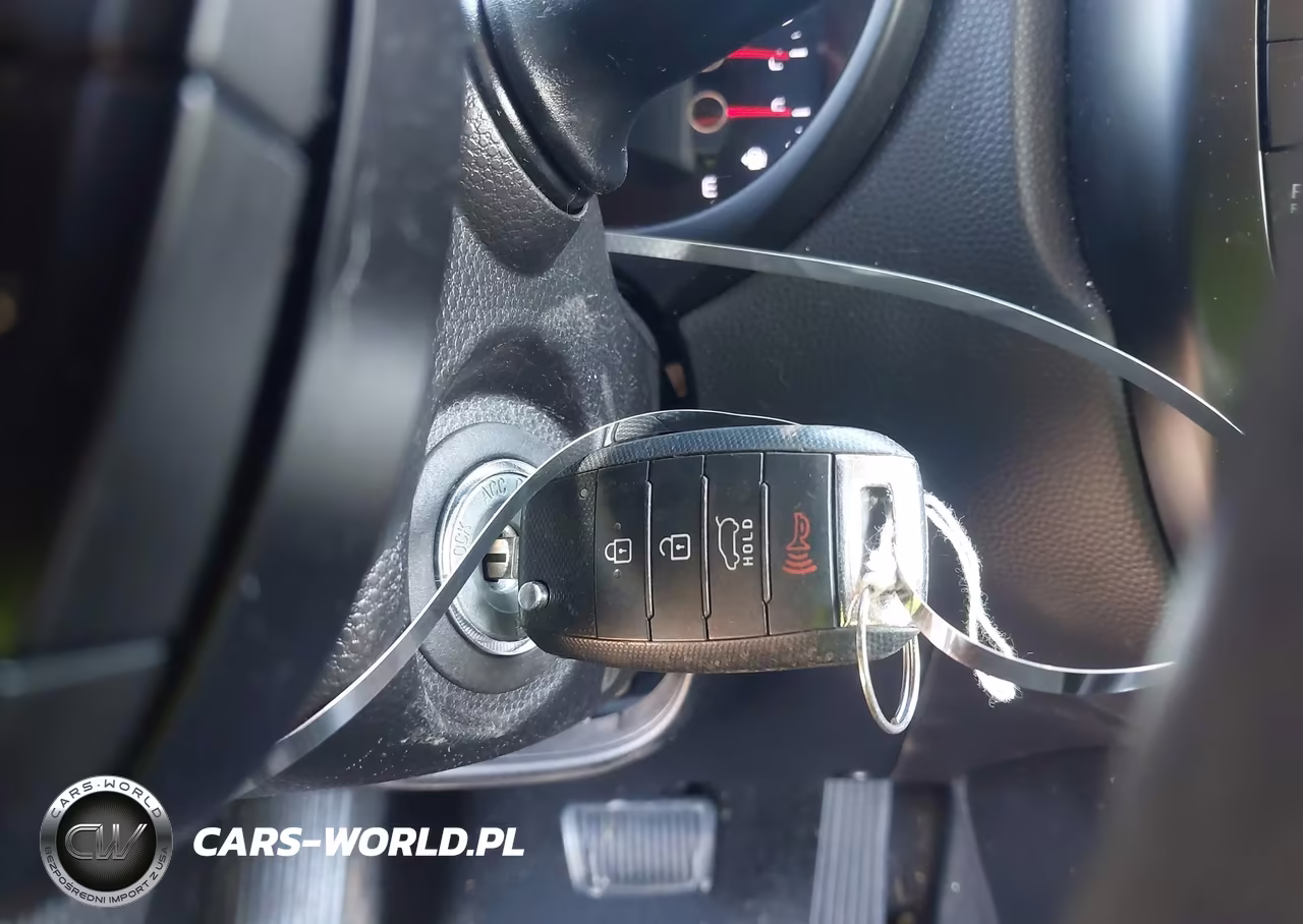 2018 Kia Soul VIN:KNDJN2A29J7574137 - 11