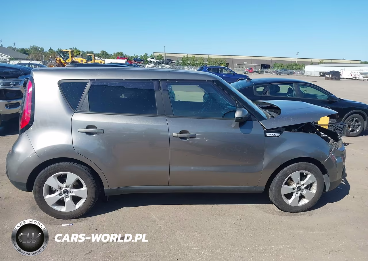 2018 Kia Soul VIN:KNDJN2A29J7574137 - 14