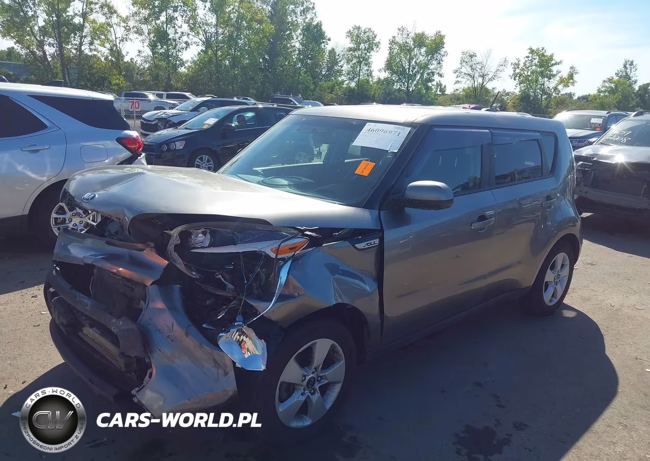 2018 Kia Soul VIN:KNDJN2A29J7574137 - 2